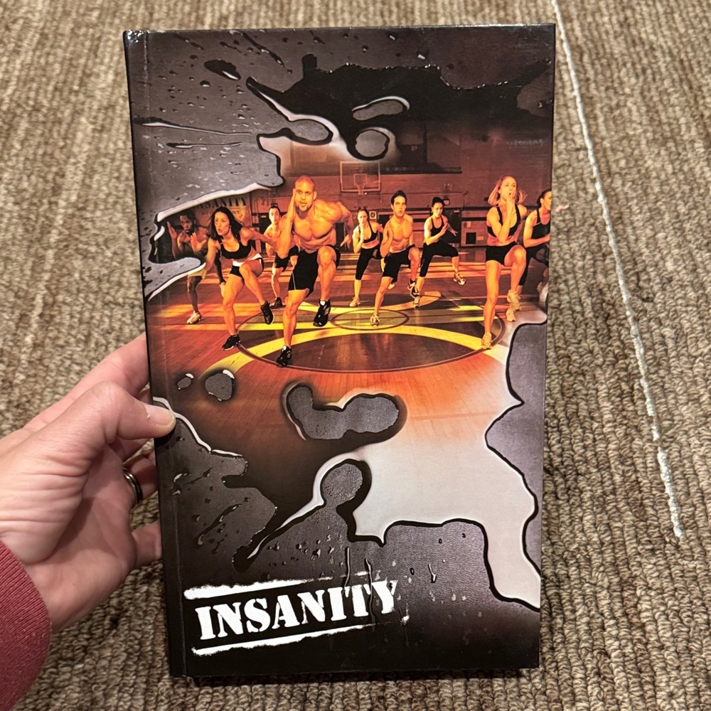 Insanity Workout DVD with 3 Bonus Workouts and Elite Nutrition Book